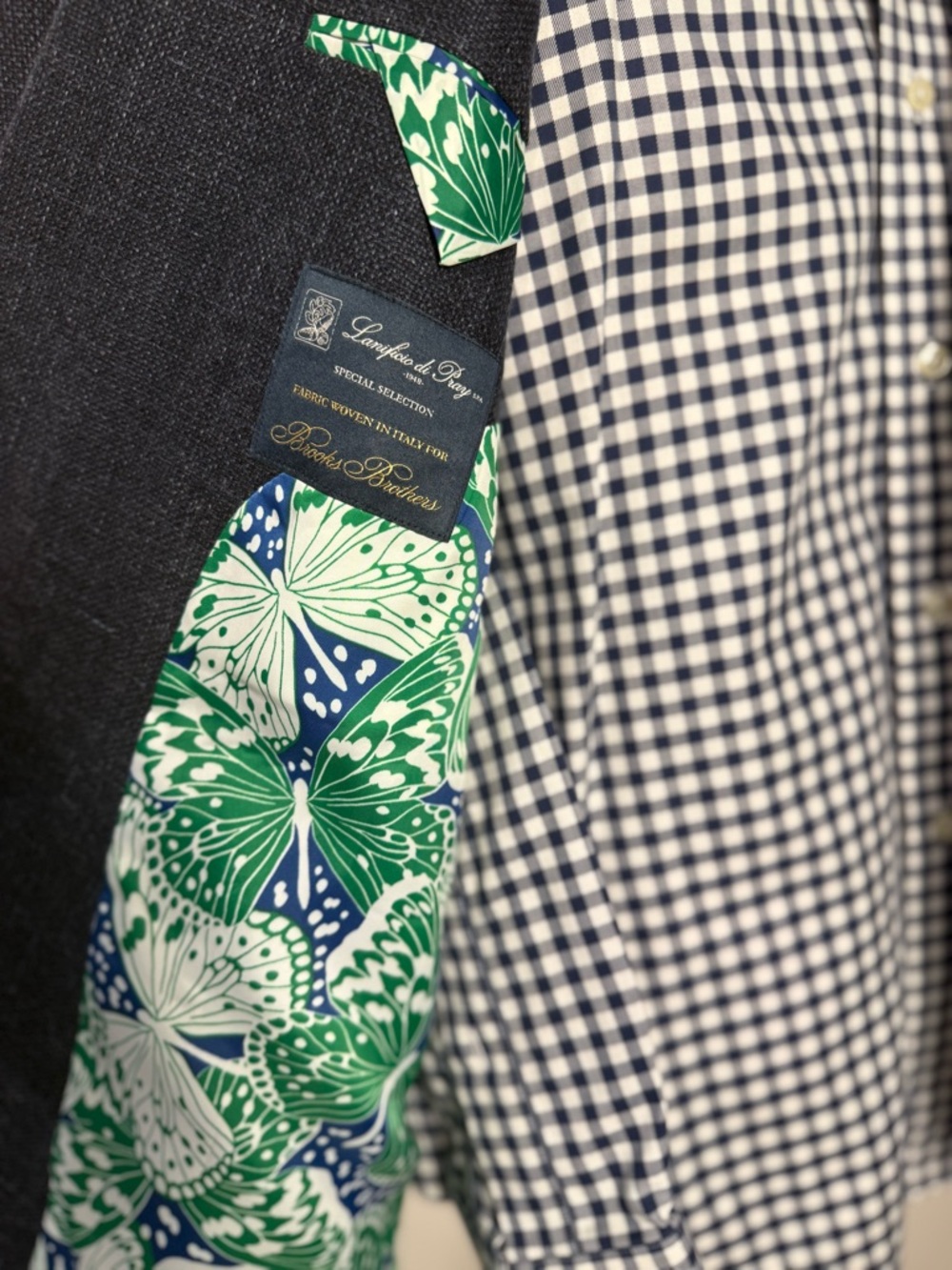 Brooks Brothers Navy Blazer with Butterfly Print Lining 🦋 - Picture 2 of 8